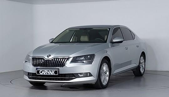 Skoda_Superb